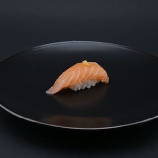 Torched Salmon Nigiri (2pcs)